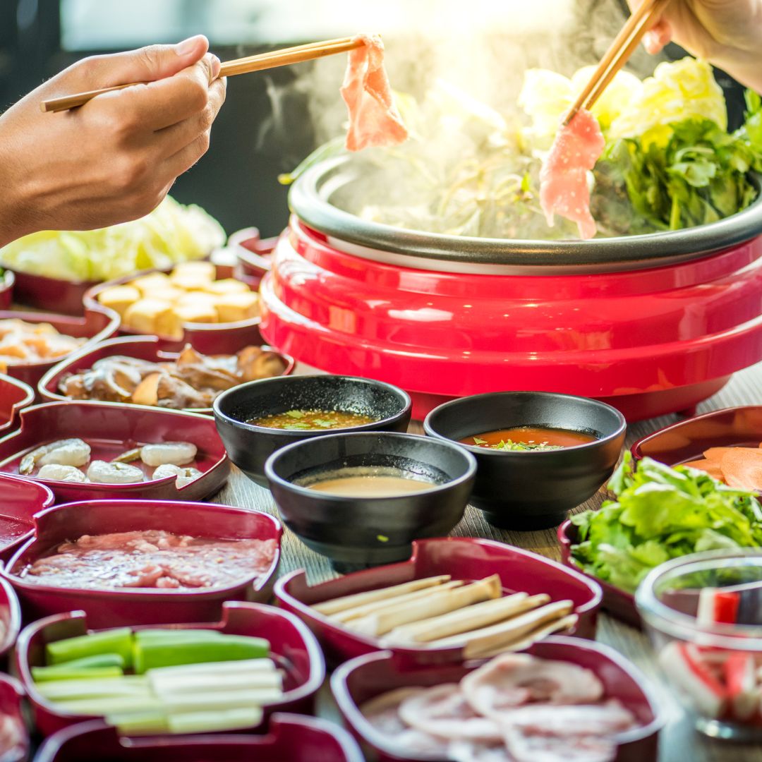 (Pack-2 Combo) Supawan Sukiyaki & Sweet and Spicy Dipping Sauce (26.5 oz) น้ำจิ้มสุกี้สูตรไหหลำ และน้ำจิ้มลูกชิ้นสูตรโบราณ ศุภวรรณ