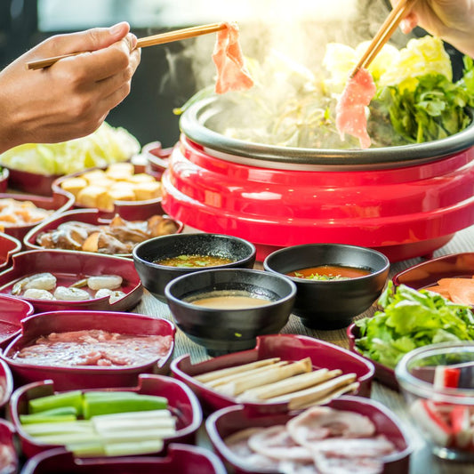 (Pack-2 Combo) Supawan Sukiyaki & Sweet and Spicy Dipping Sauce (26.5 oz) น้ำจิ้มสุกี้สูตรไหหลำ และน้ำจิ้มลูกชิ้นสูตรโบราณ ศุภวรรณ